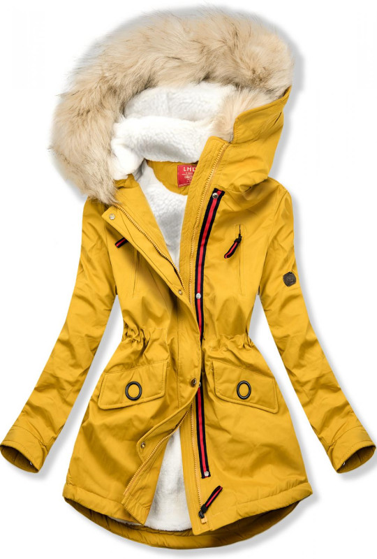 Žlutá parka na období podzim/zima