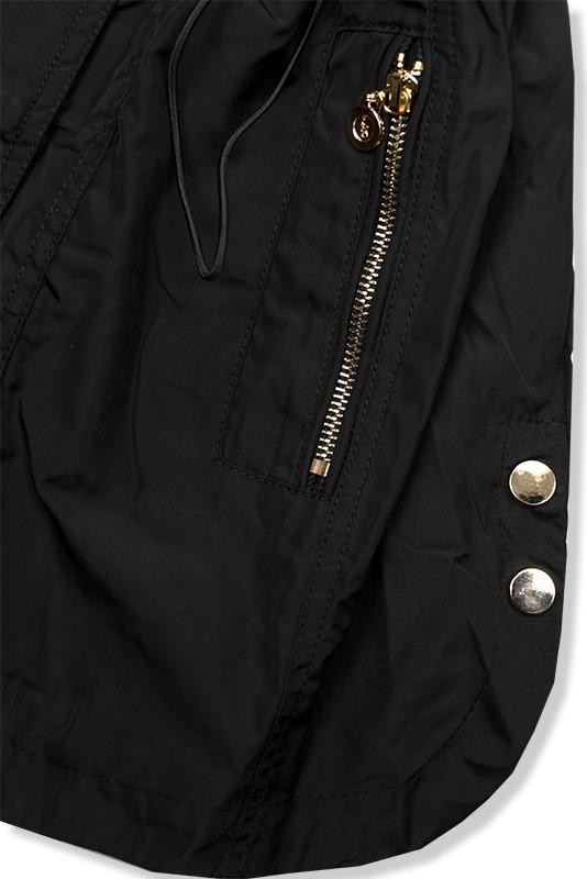 Černá lehká parka