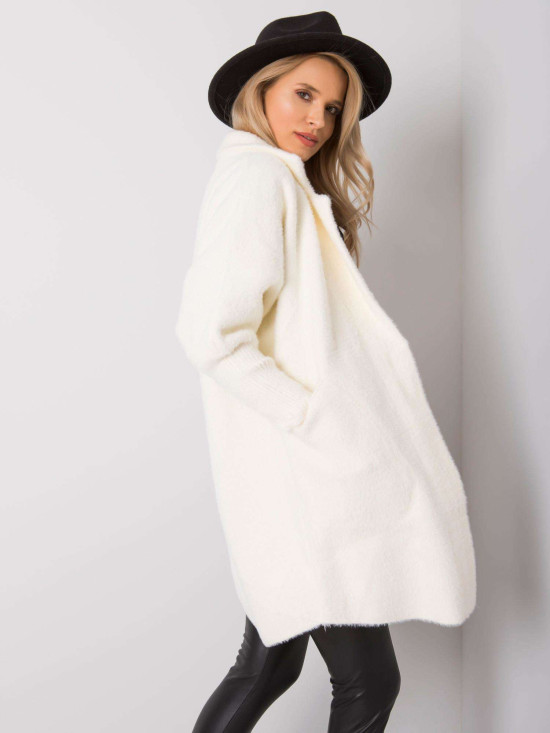Ecru kabát z alpaky fluffy