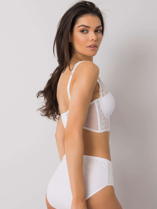 Bílé kalhotky s vysokým pasem