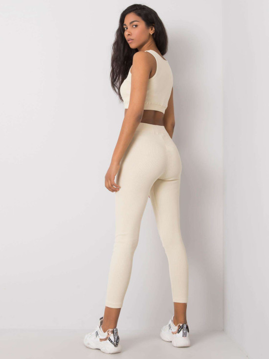 Béžový pruhovaný sportovní komplet