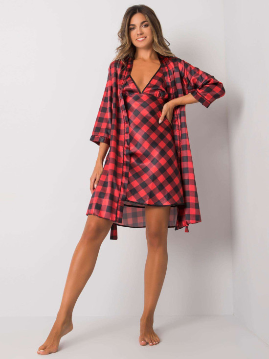 Černo-červený dámský noční komplet v kostkovaném vzoru
