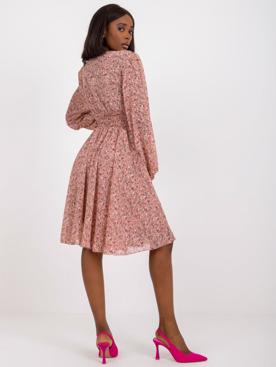 Růžové květinové midi šaty