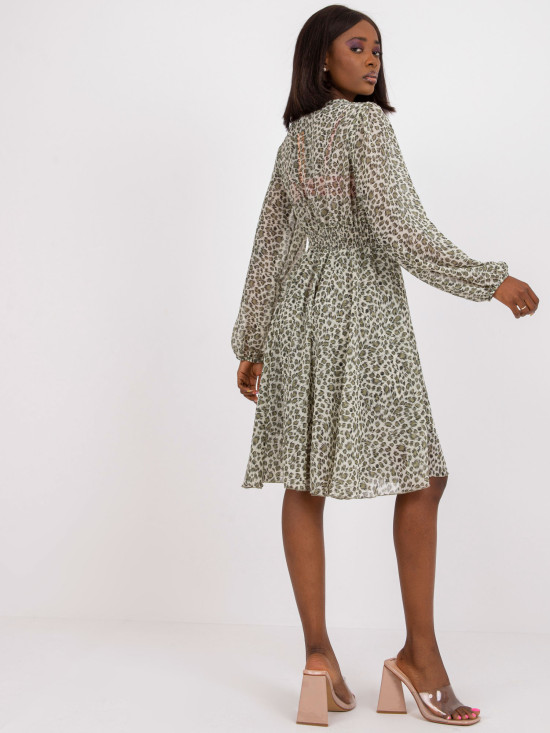 Zelené šaty s dlouhým rukávem