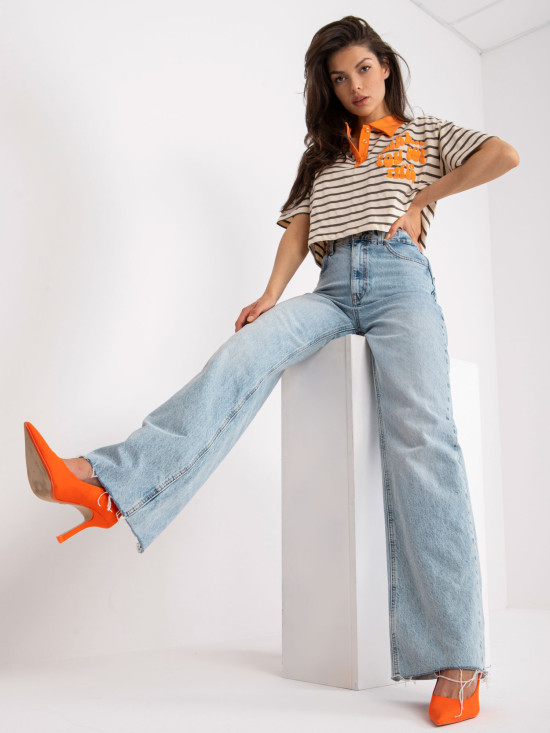 Béžová blůza s krátkým rukávem