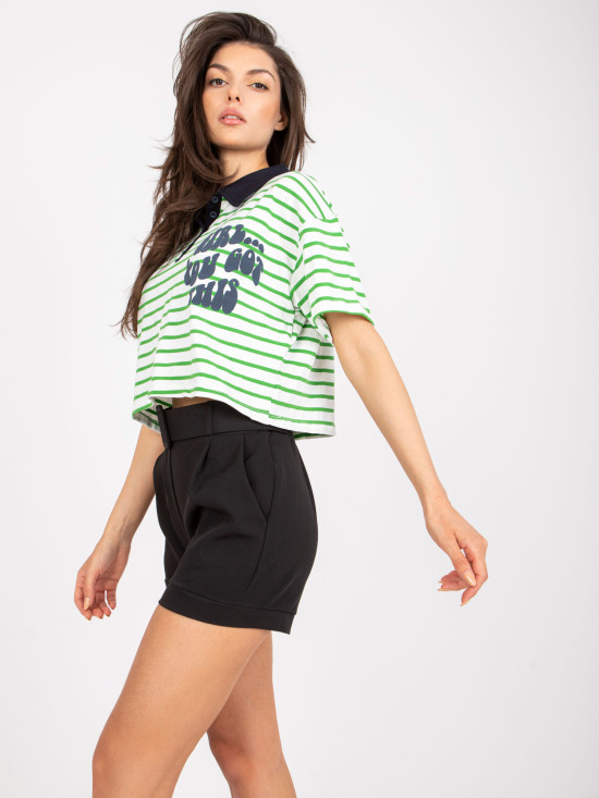 Pohodlná zelená blůza s krátkým rukávem