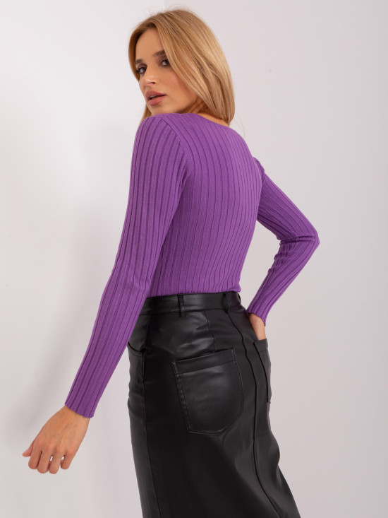 Fialový pruhovaný klasický svetr