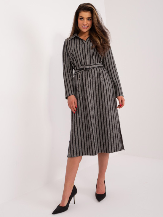 Elegantní midi šaty s pruhy