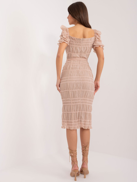 Elegantné midi šaty s nariasenými rukávmi béžové