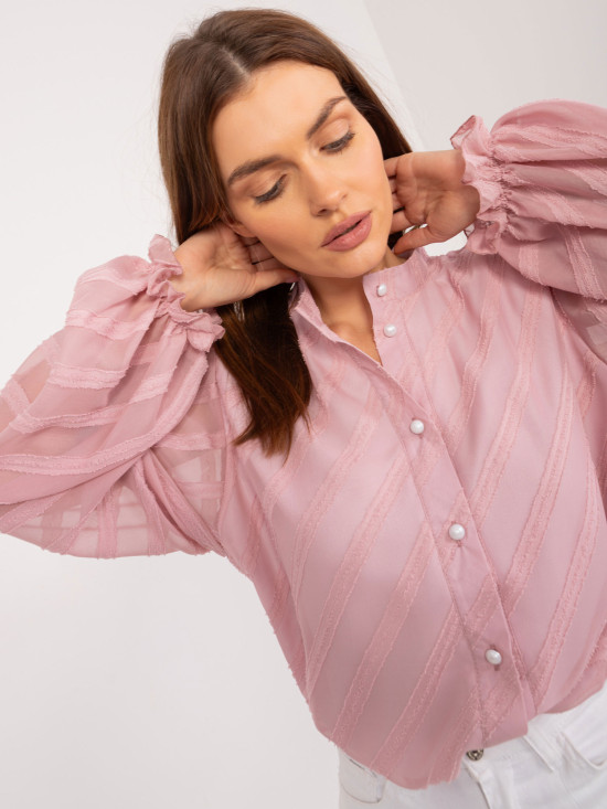 Elegantní halenka ve světle růžové barvě