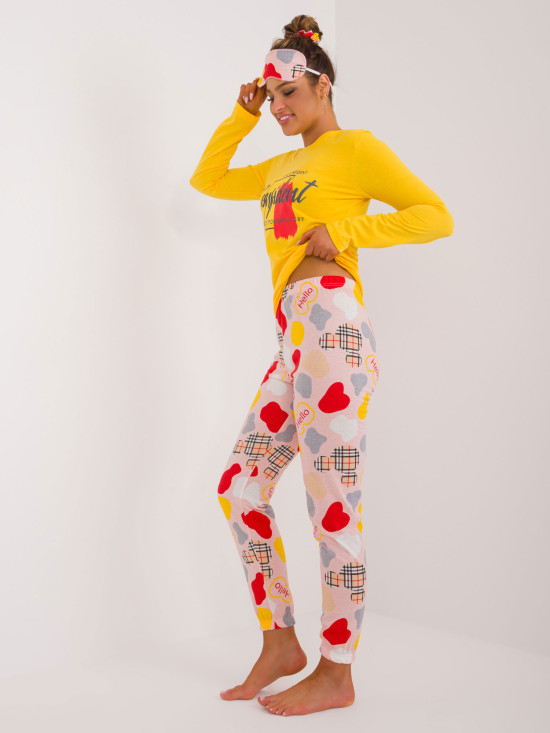 Žluté pyžamo s dlouhým rukávem