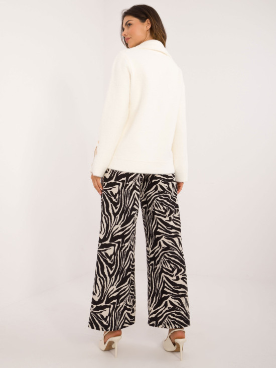 Elegantní přechodová bunda v ecru