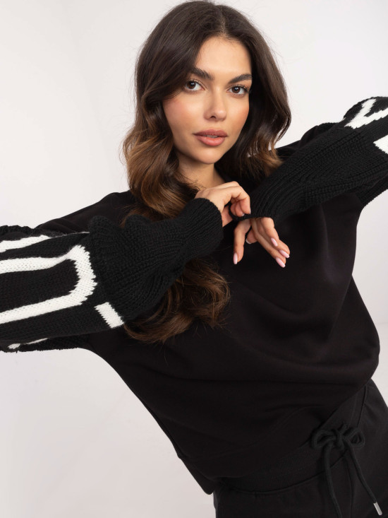 Stylová černá mikina