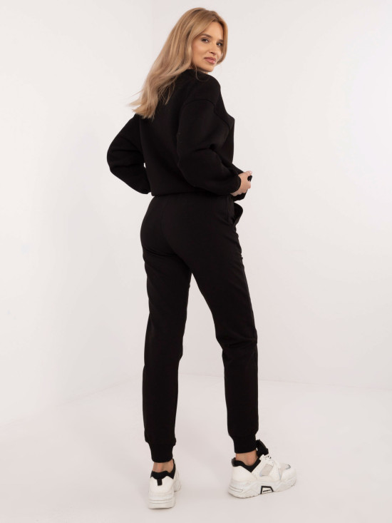 Stylové černé sportovní kalhoty