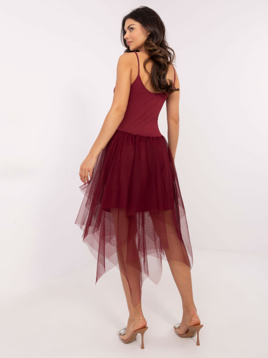 Elegantní komplet v bordó barvě