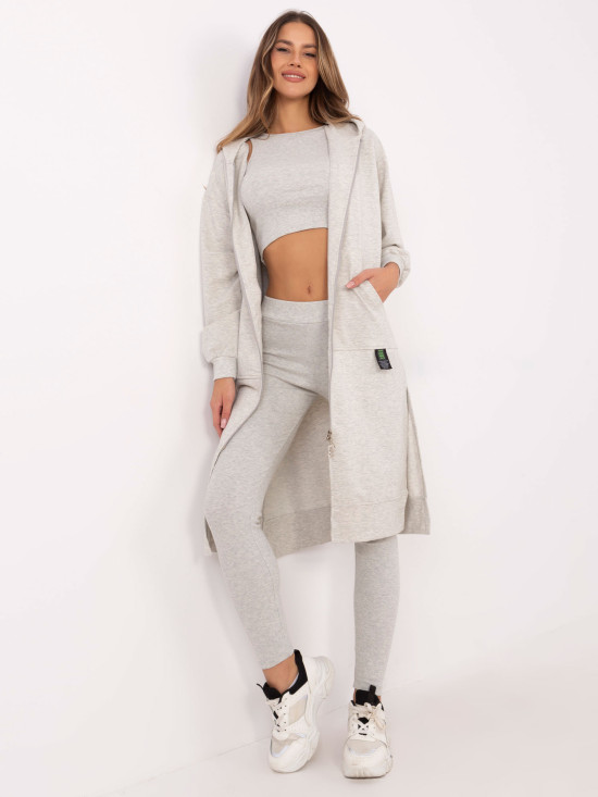 Stylový komplet v jasné šedé