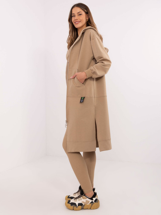 Stylový komplet v béžové barvě