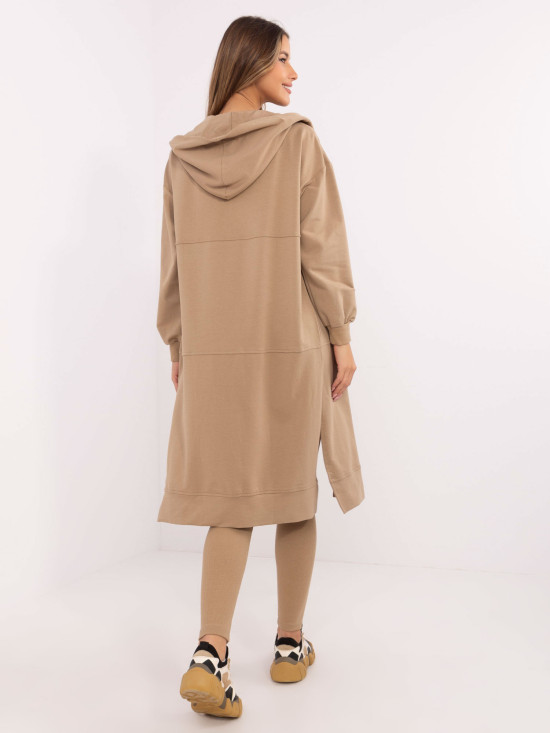 Stylový komplet v béžové barvě