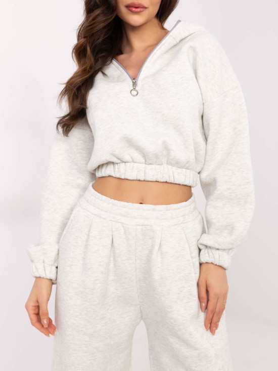 Stylový komplet s kapucí v jasně šedé