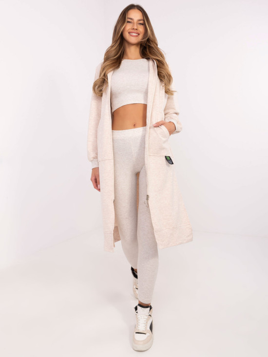 Stylový komplet v jasném béžovém odstínu