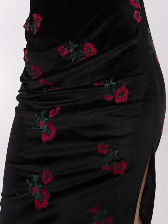 Elegantní midi šaty s dlouhým rukávem