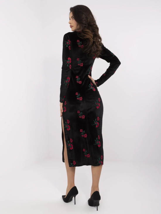 Elegantní midi šaty s dlouhým rukávem