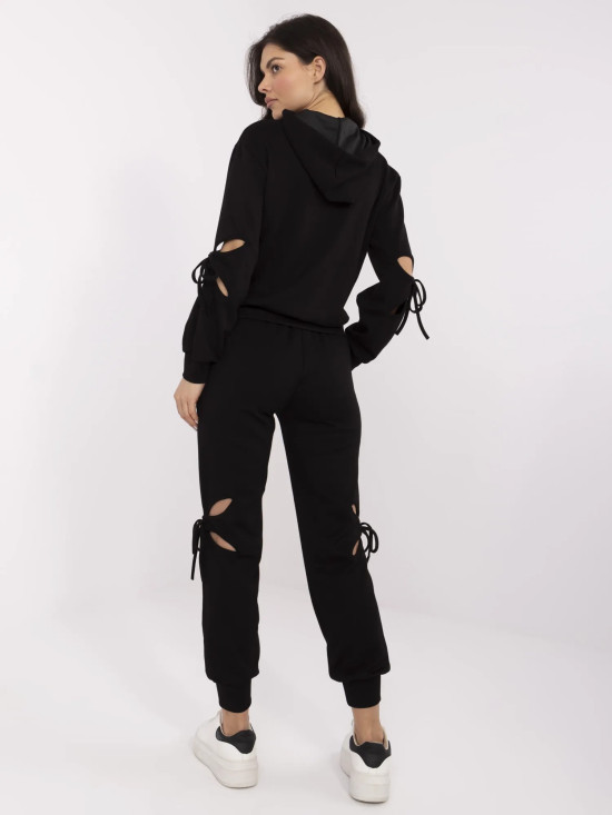 Stylový černý komplet