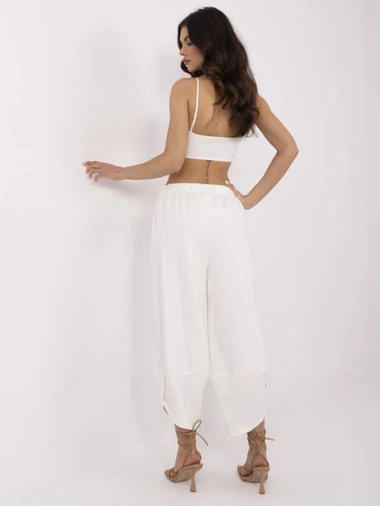 Stylové teplákové kalhoty v ecru