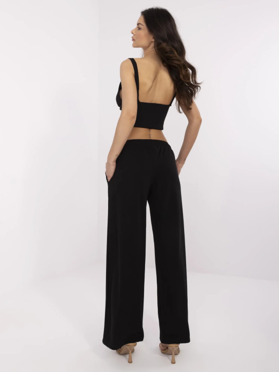 Stylové černé sportovní kalhoty