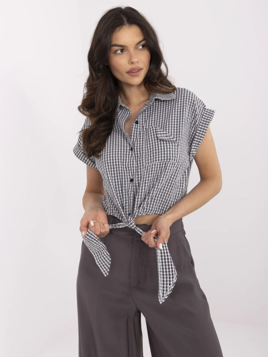 Černo-bílá košile s krátkým rukávem