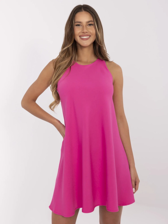 Elegantní růžová koktejlová šaty