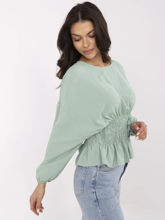 Elegantní blůza v pistáciové barvě