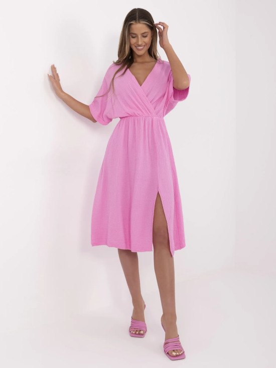 Růžové mušelínové šaty