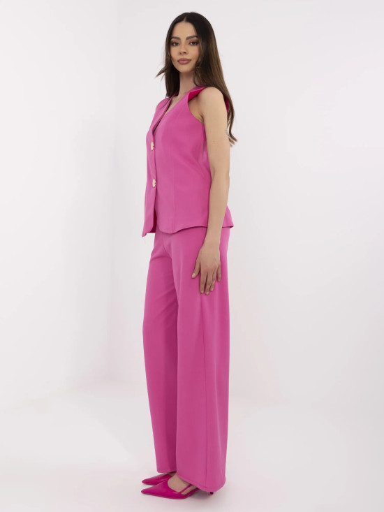 Elegantní komplet v růžové barvě