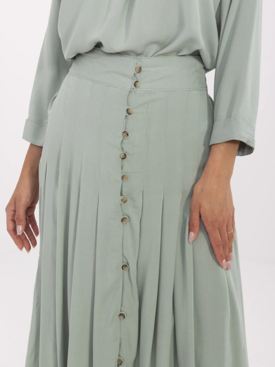 Midi sukně v pistáciové barvě