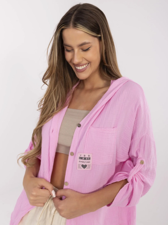 Růžová košile s kapucí