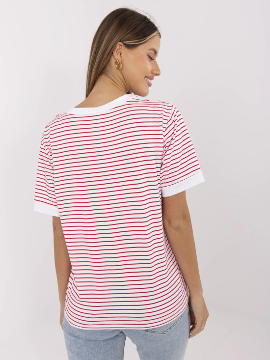 Stylová červená blůza s V výstřihem