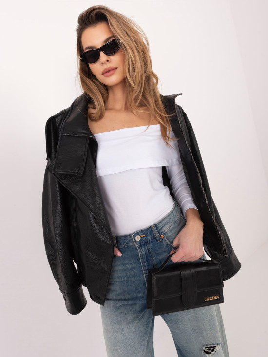 Bílá halenka s odhalenými rameny a 3/4 rukávy