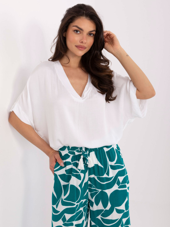 Bílá halenka s 3/4 rukávy