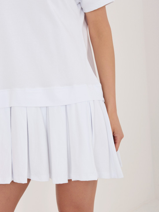 Bílé rozšířené mini šaty s krátkým rukávem