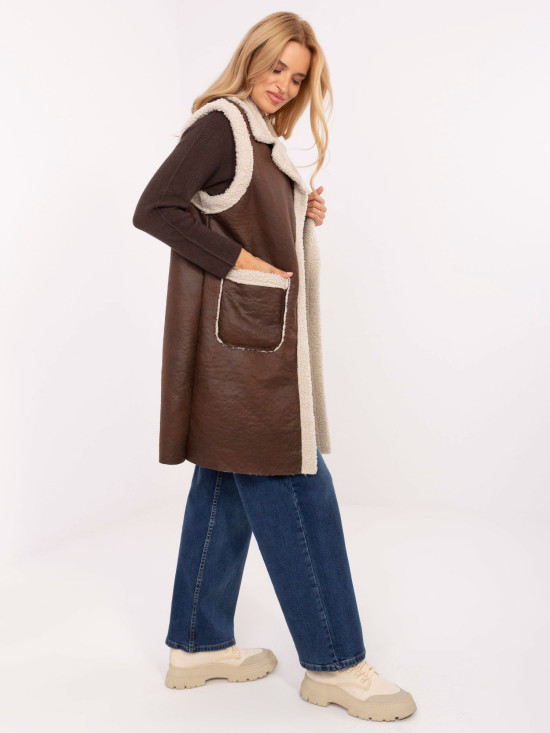 Hnědá dámská vesta