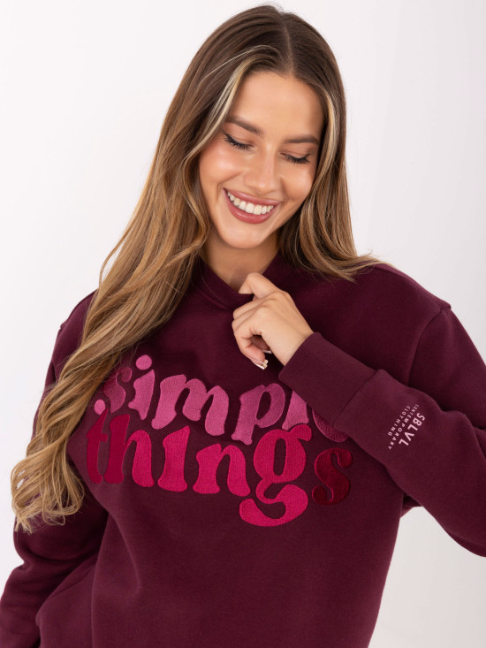 Stylová bordó mikina s výšivkou