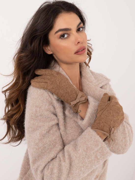 Hnědé rukavice s teplou podšívkou