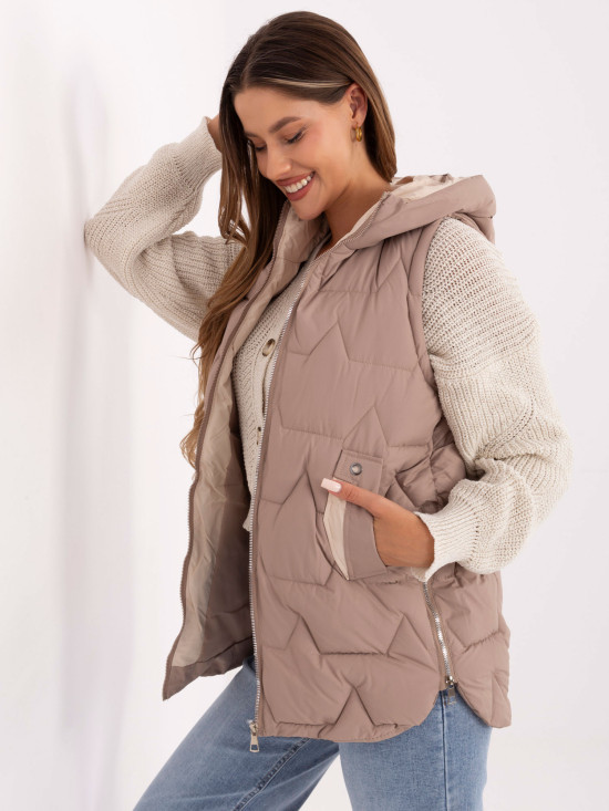 Stylová béžová vesta