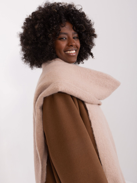 Elegantní béžová šála