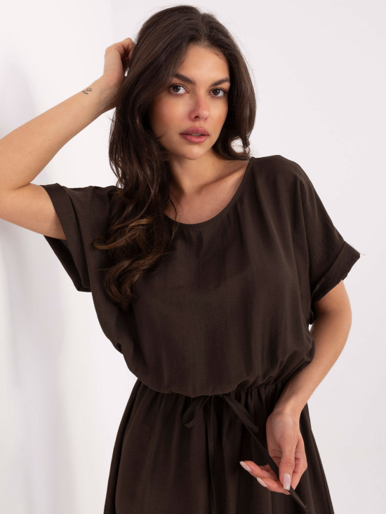 Hnědé letní šaty s krátkým rukávem