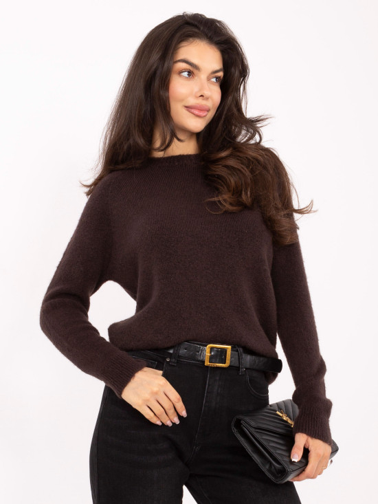 Hnědý alpakový svetr s kulatým výstřihem
