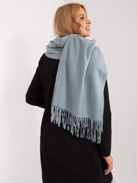 Hladká dámská šála v mátové barvě