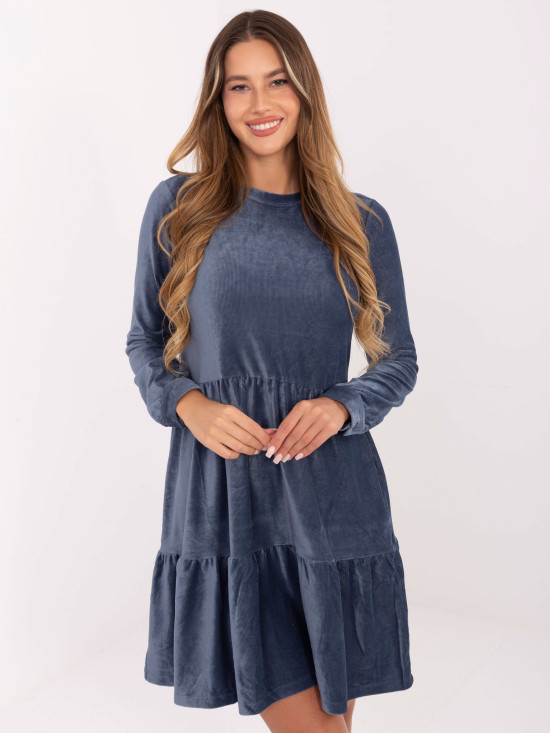 Tmavě modré rozšířené šaty s volánem