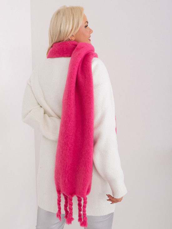 Elegantní růžová šála